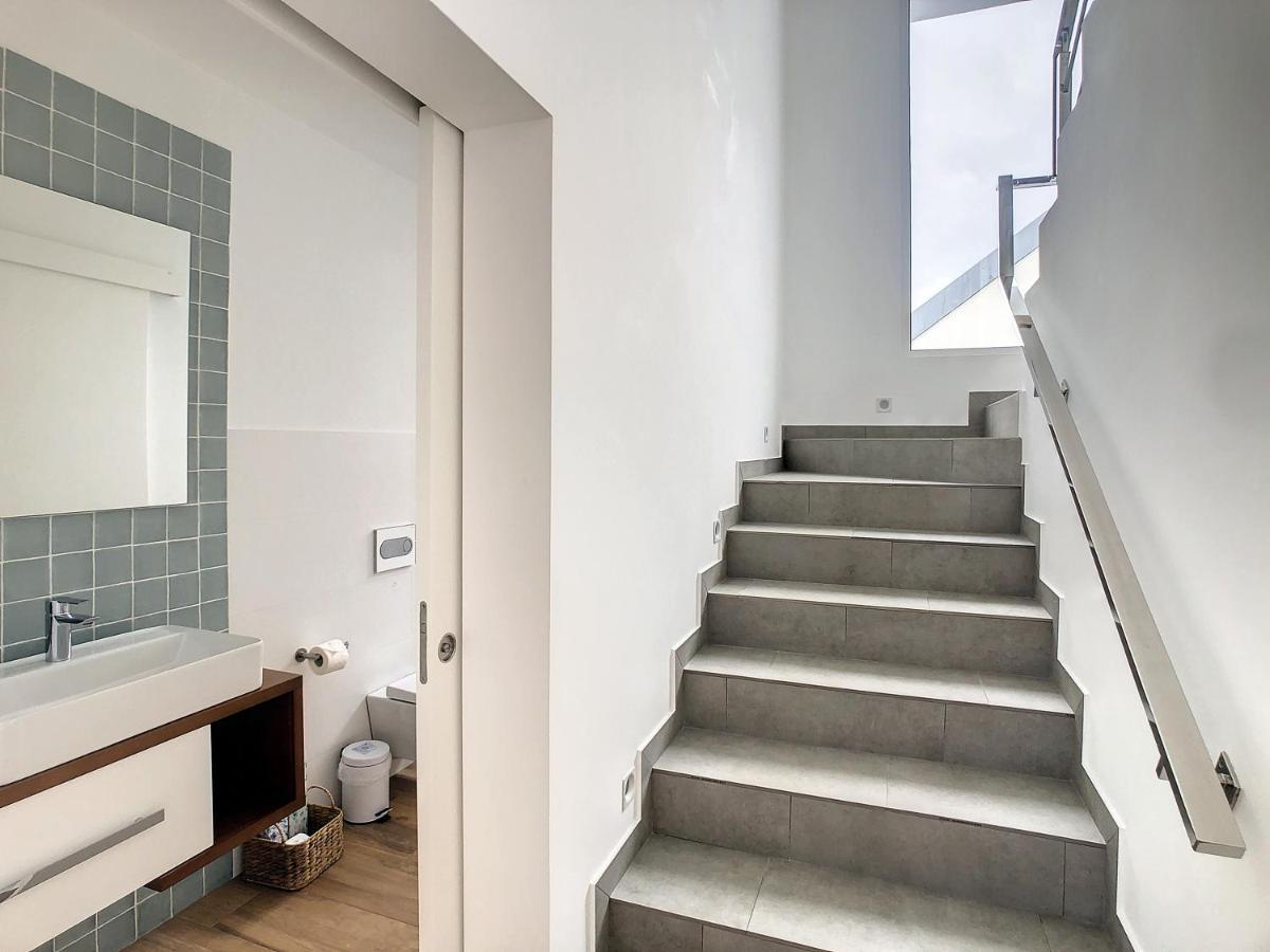 Villa Omar By Lovelystay Canhas Exterior photo